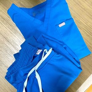 Royal Blue FIGS set 1 pocket top/ S jogger size S